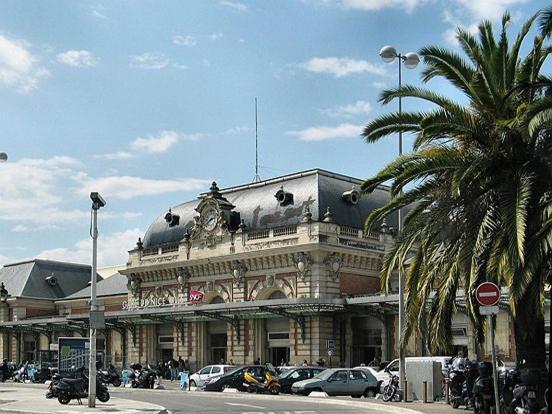 Appartement 2 Pieces En Etage Eleve, Centre-Ville Au Calme, Petite Vue Mer Nizza Kültér fotó